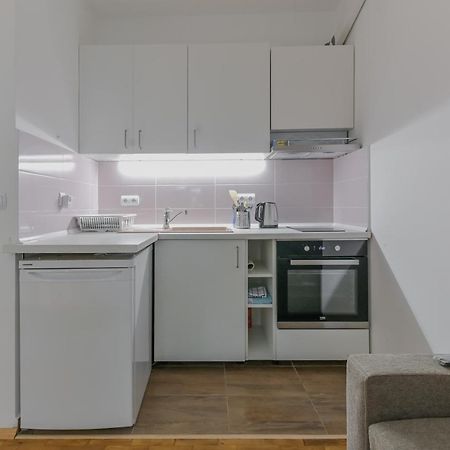 Bright Apartment In The Heart Of The City By Flat Mаnager Sofia Eksteriør billede