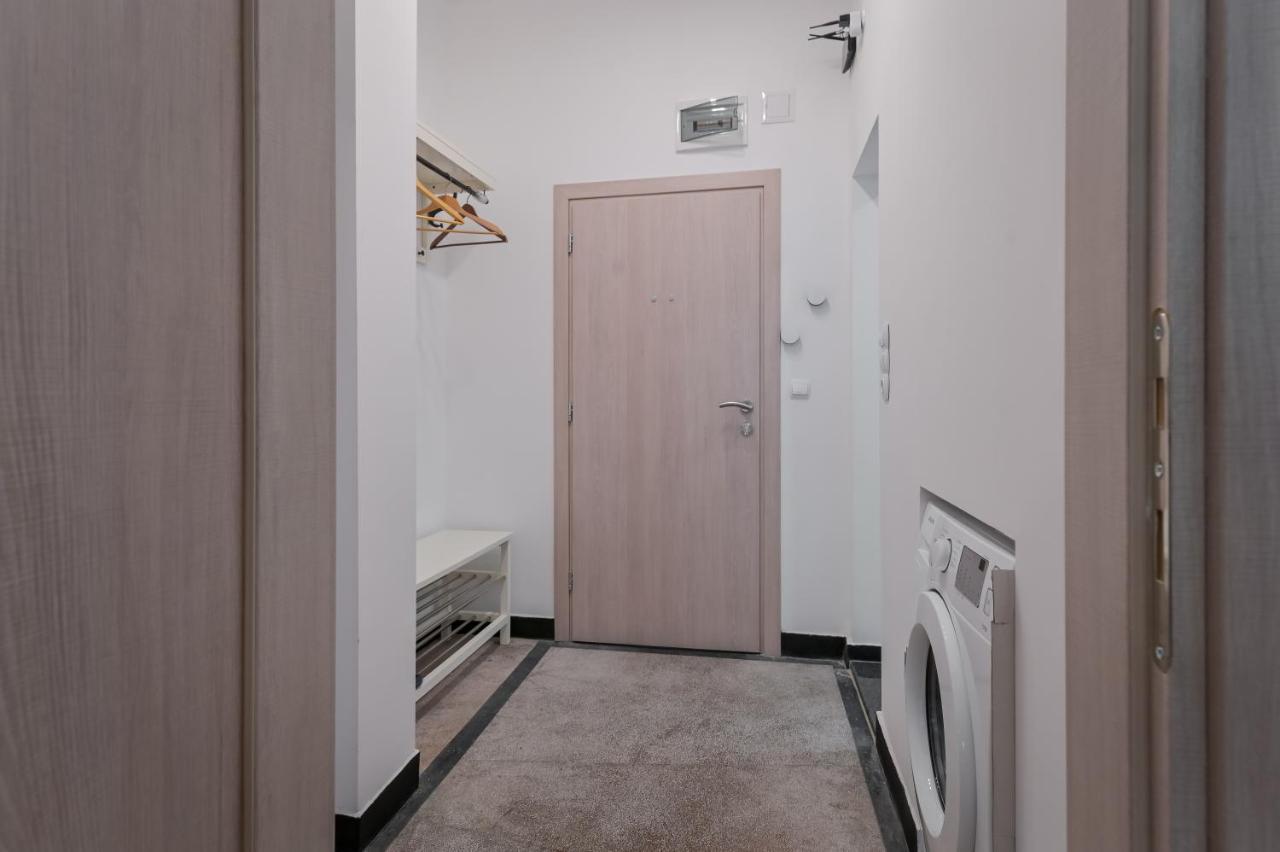 Bright Apartment In The Heart Of The City By Flat Mаnager Sofia Eksteriør billede