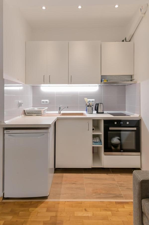 Bright Apartment In The Heart Of The City By Flat Mаnager Sofia Eksteriør billede